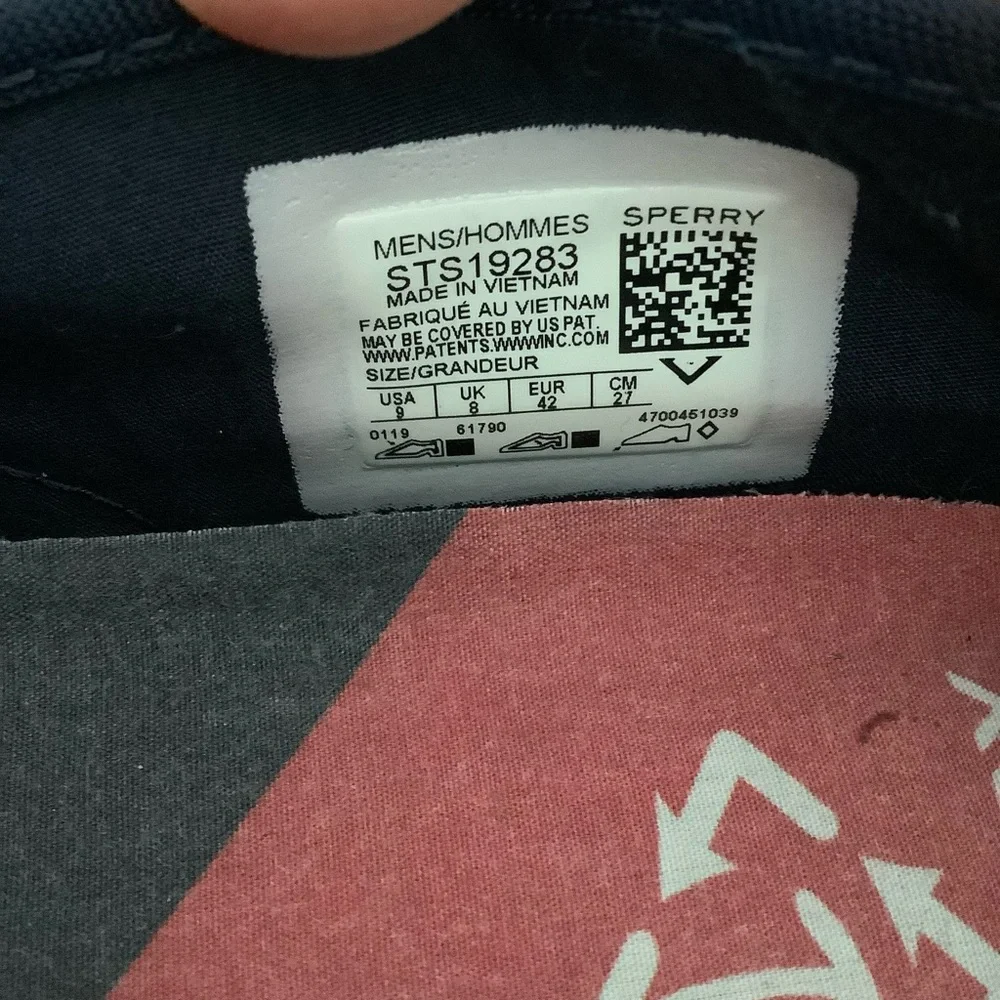 Sperry nwot navy